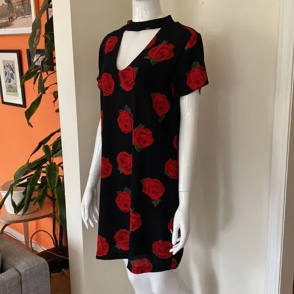 Sanctuary Red & Black Rose Print Madeline Tunic Dress Size Large - Picture 3 of 9